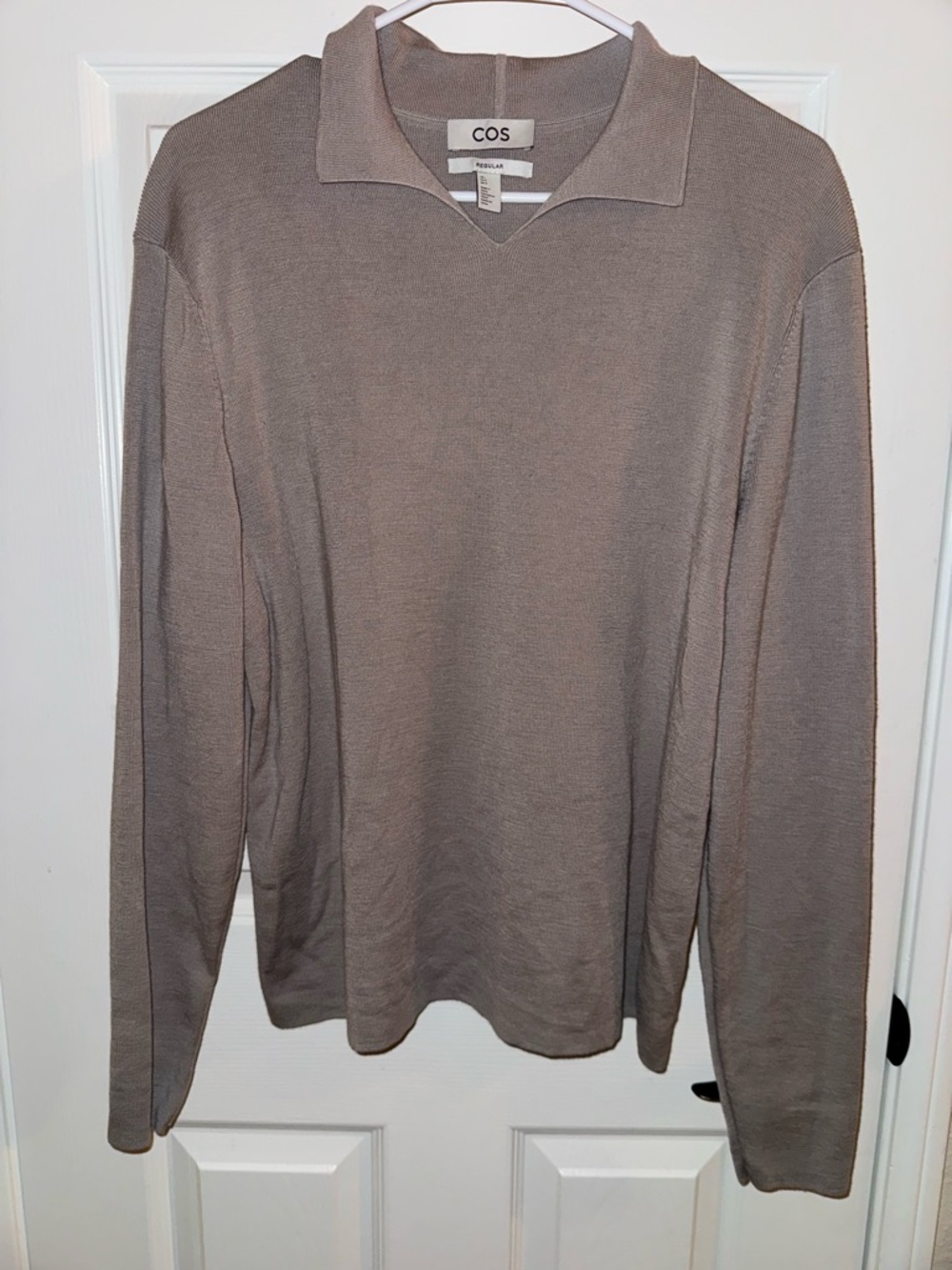 COS Neutral Taupe Ribbed Collar 100% wool Knit